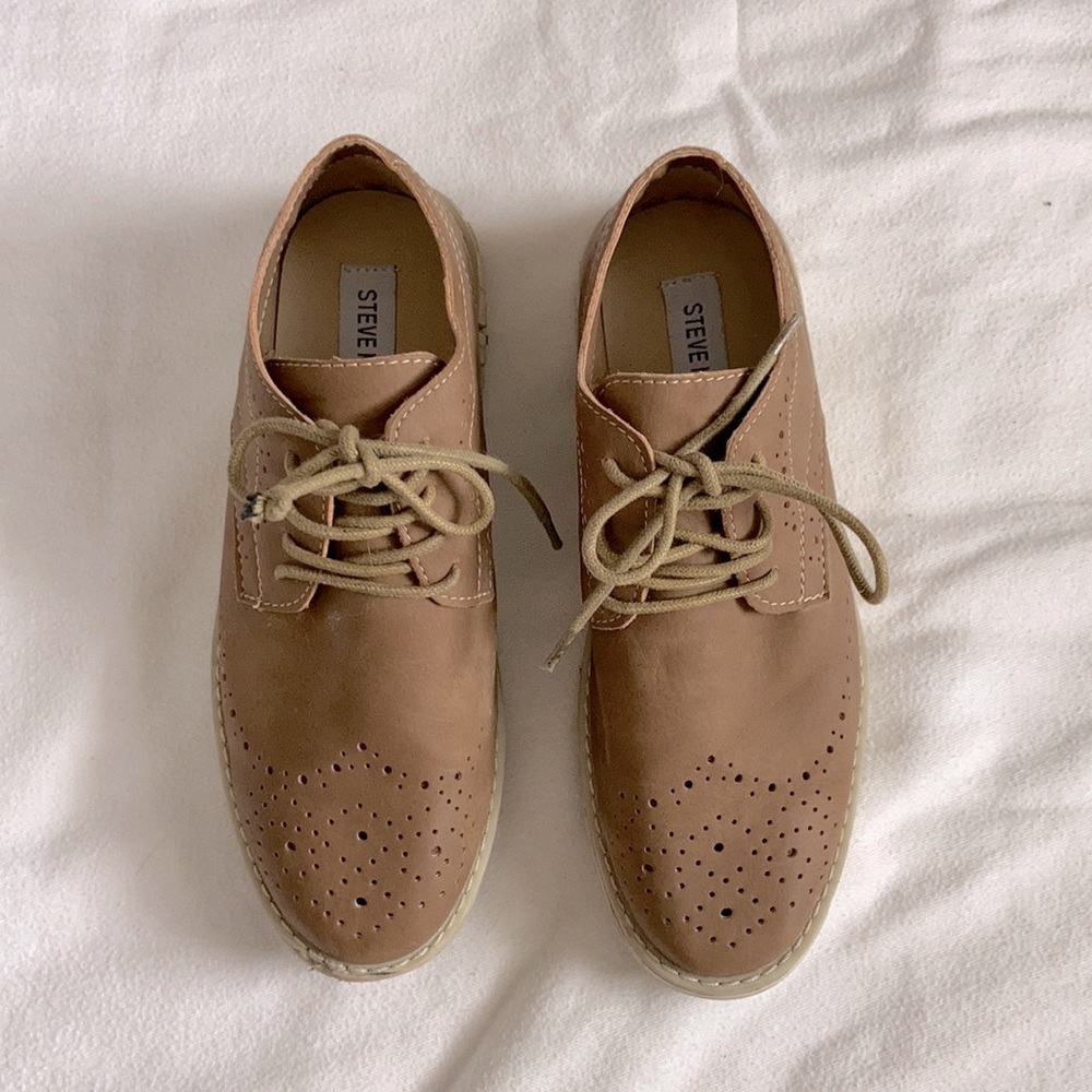 Men’s dress shoe